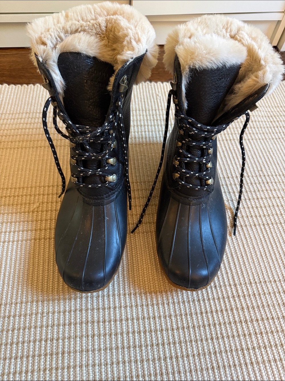 GOOP x Sperry Black Faux-Fur Lined duck boots